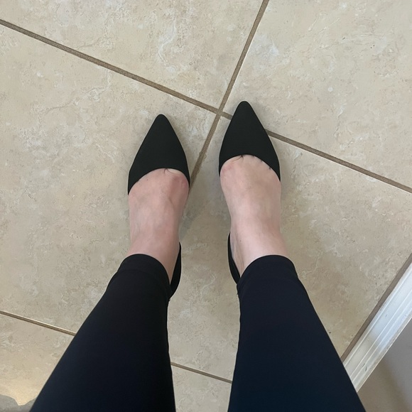Circus by Sam Edelman Black Pointed Toe Heels - Picture 9 of 12